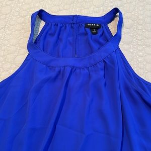 Royal blue sleeveless TORRID blouse in very good condition.  Sz 14/16. 1X